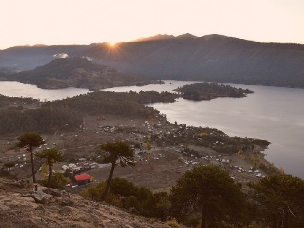 Imagen referencial de la Laguna Icalma