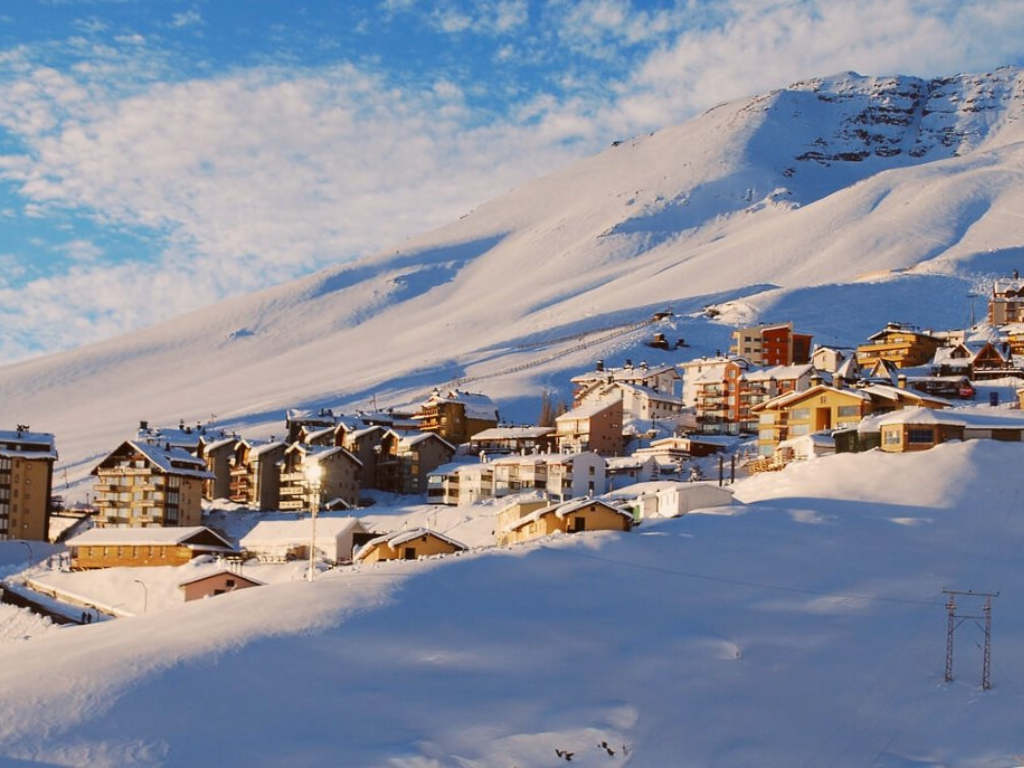 Imagen referencial, de las rutas de la nieve en Chile